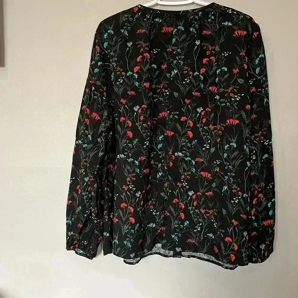 ❤️Host Pick❤️[US20]Lane Bryant Floral Pattern Viscose Button Down Flowy  Shirt - Picture 10 of 14